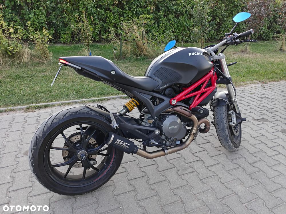 Ducati Monster - 1
