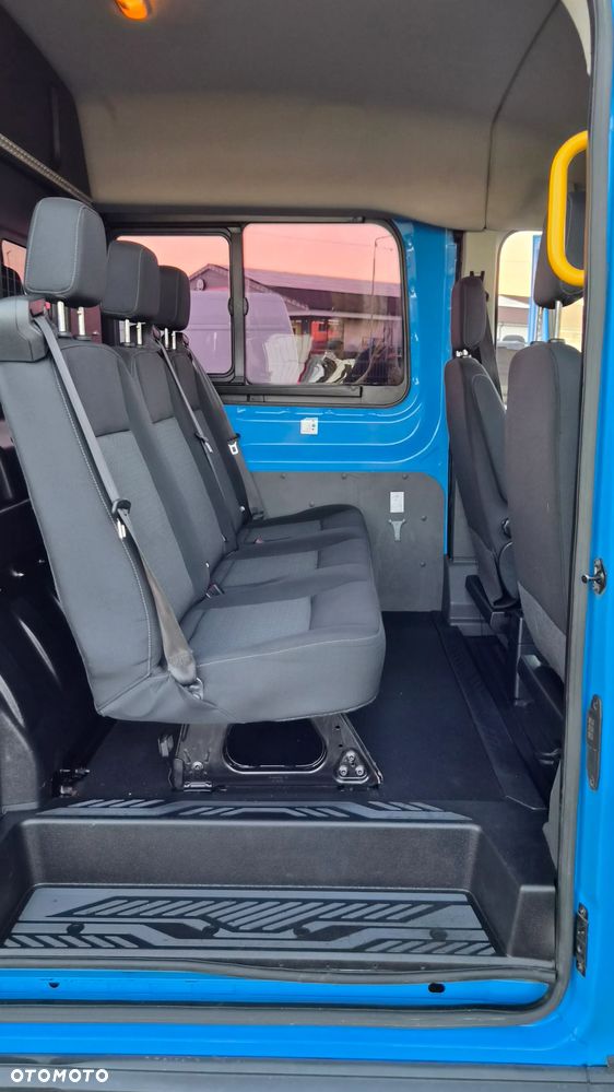 Ford Transit 2.0D L3H2 5 osobowy Brygadówka Webasto - 13