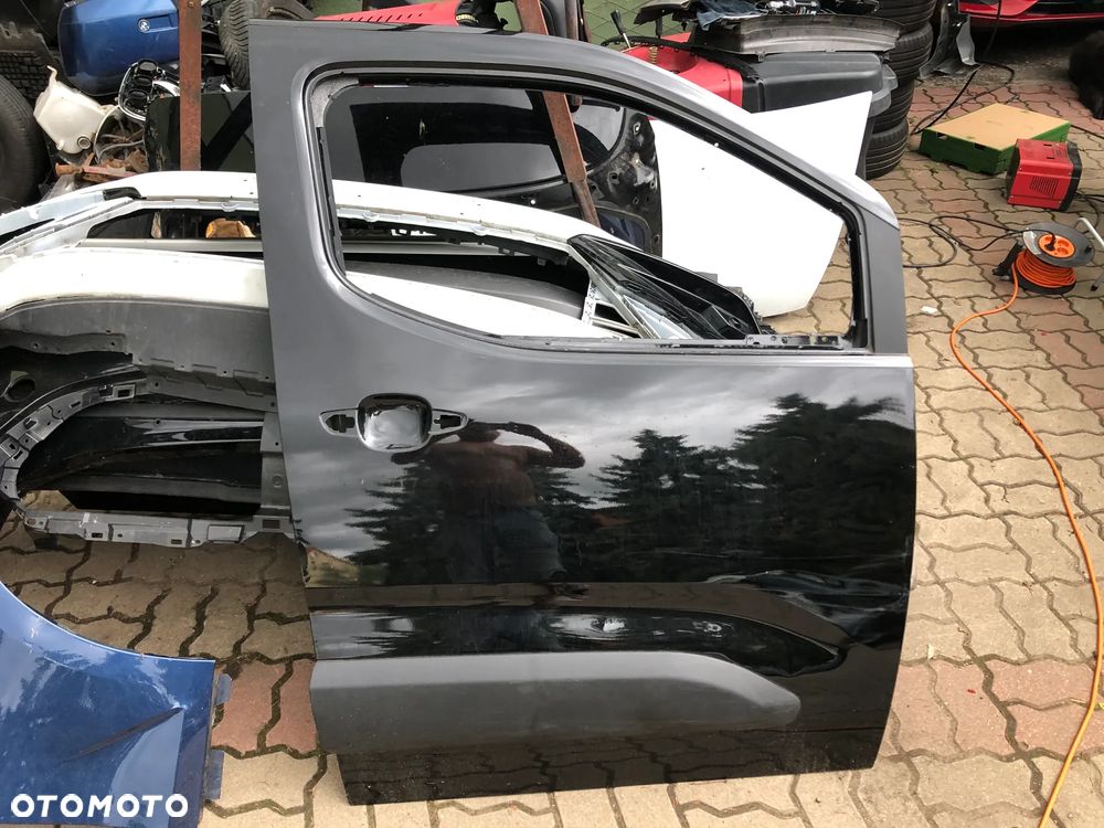 DRZWI przednie prawe tyl tylnie PRZESUWNE BERLINGO IV PARTNER COMBO E 18- - 1
