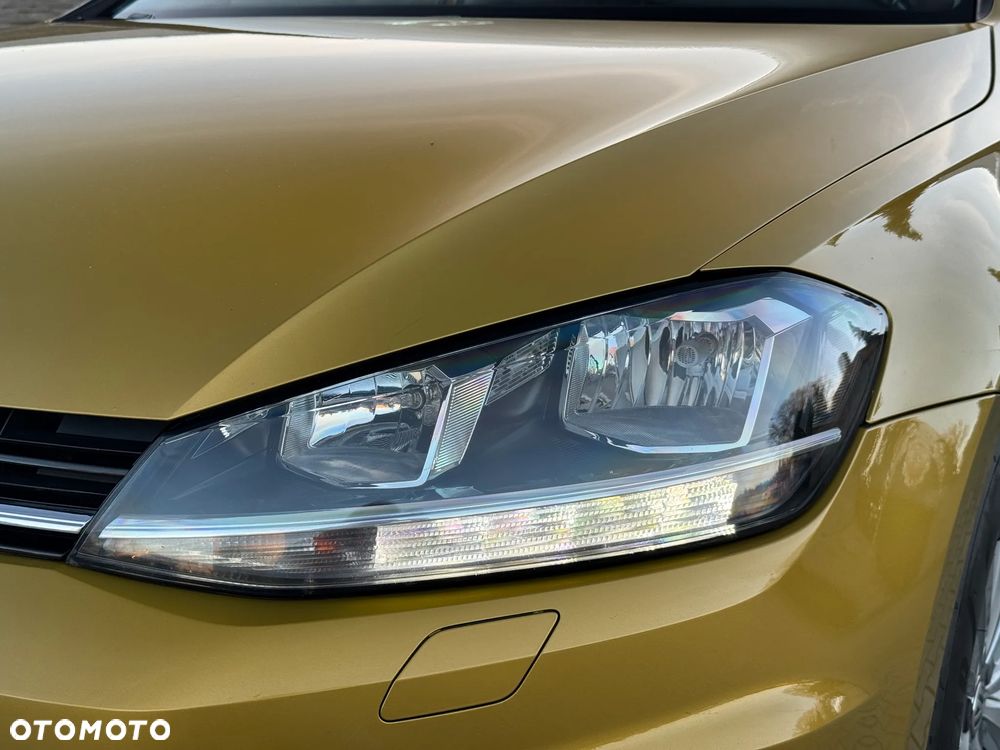 Volkswagen Golf 1.4 TSI BMT Comfortline - 12