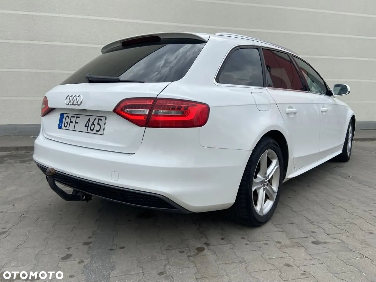 Audi A4 Avant 2.0 TDI DPF quattro S tronic S line Sportpaket - 5