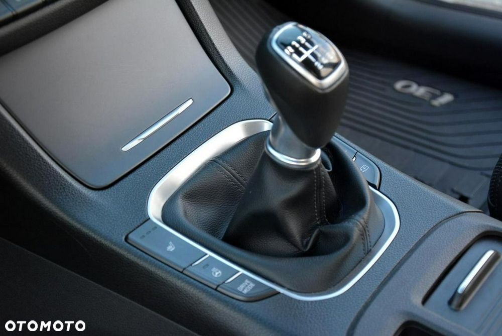 Hyundai i30 1.5 T-GDI 48V Premium - 30