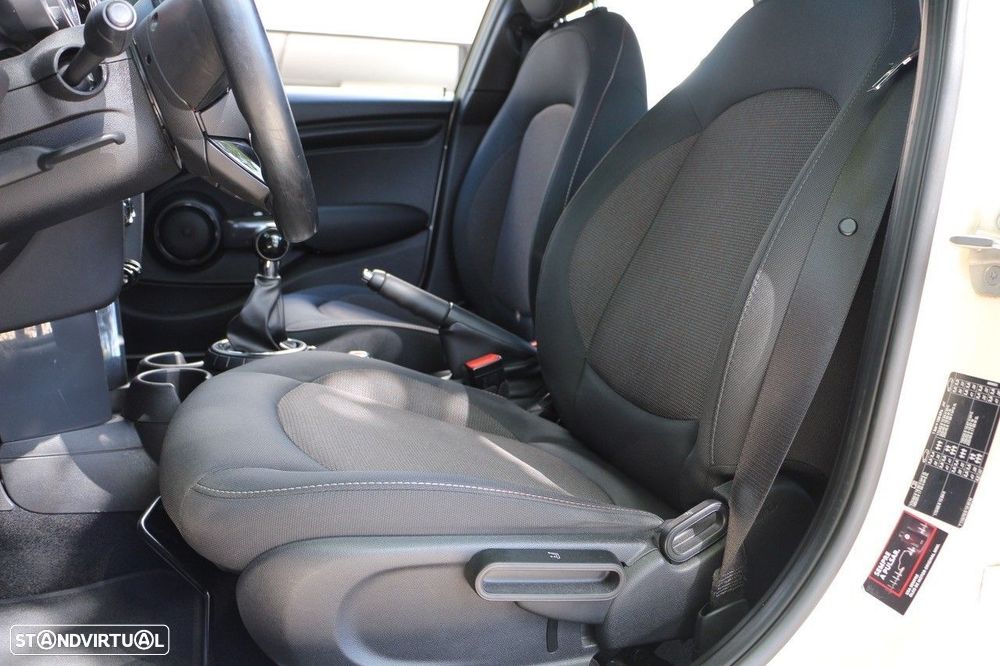 MINI 5 Portas One - 12