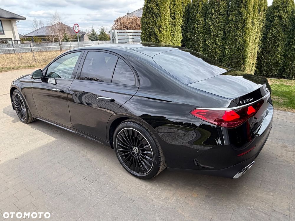 Mercedes-Benz Klasa E 220 d 4-Matic AMG - 5