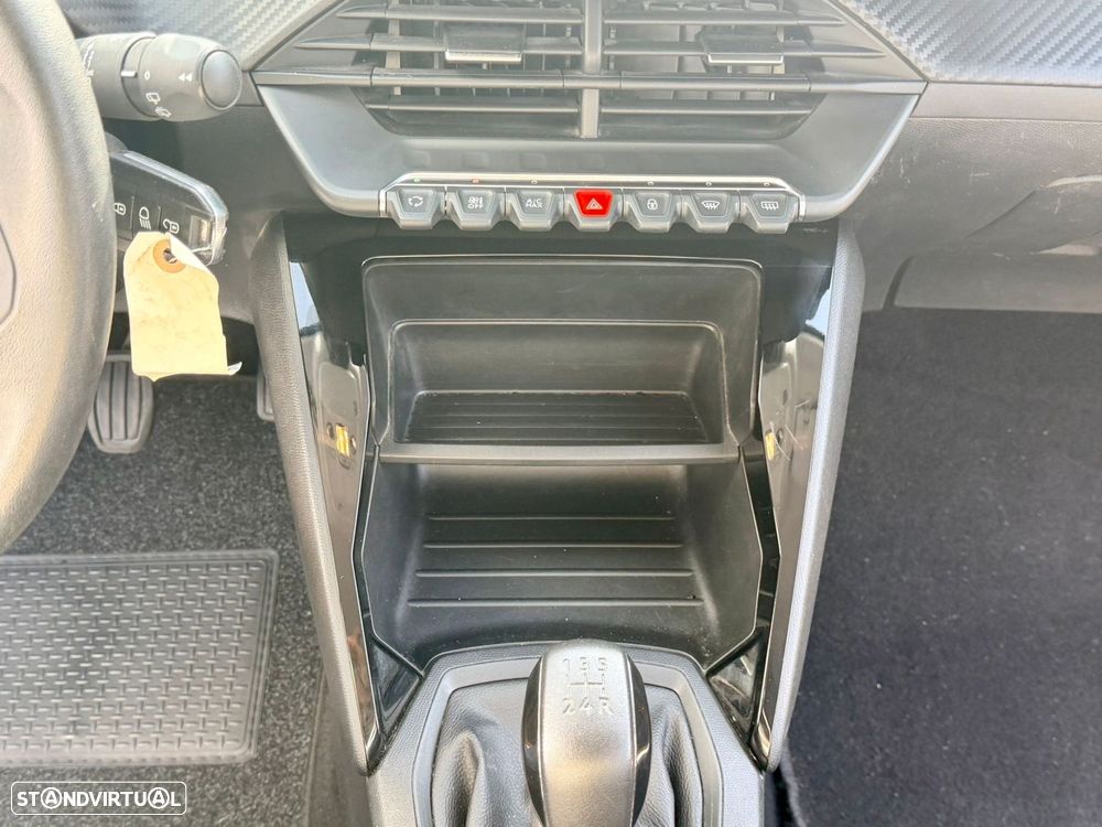 Peugeot 208 1.2 PureTech Active Pack - 11