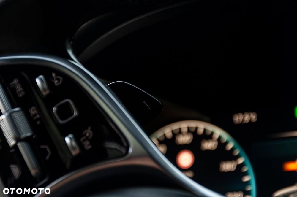Mercedes-Benz GLC 300 de 4Matic 9G-TRONIC AMG Line Plus - 20