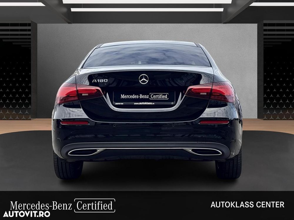 Mercedes-Benz A 180 Sedan 7G-DCT - 5