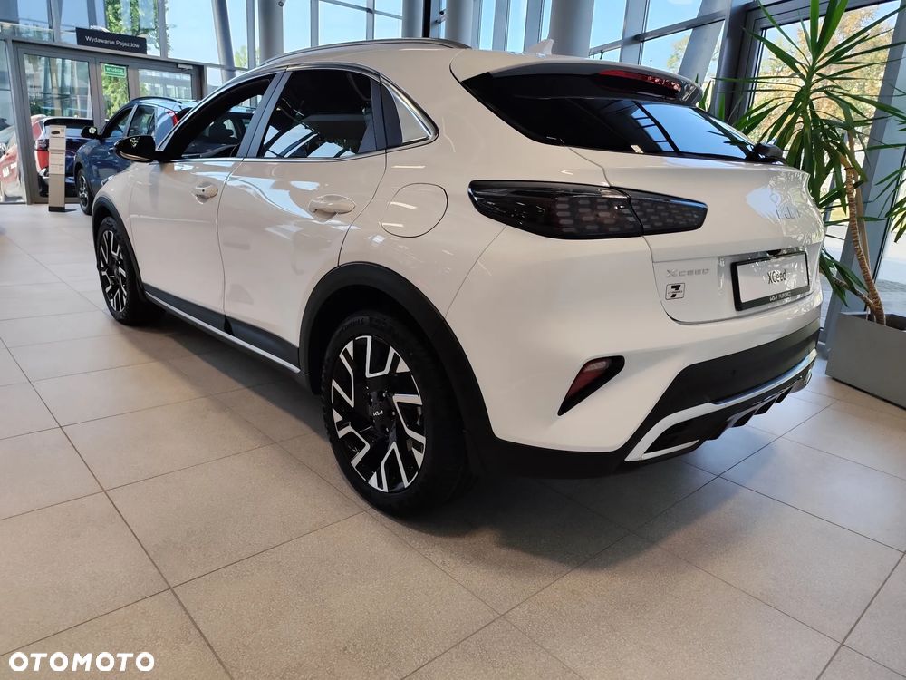Kia XCeed 1.6 T-GDI Tribute DCT - 5