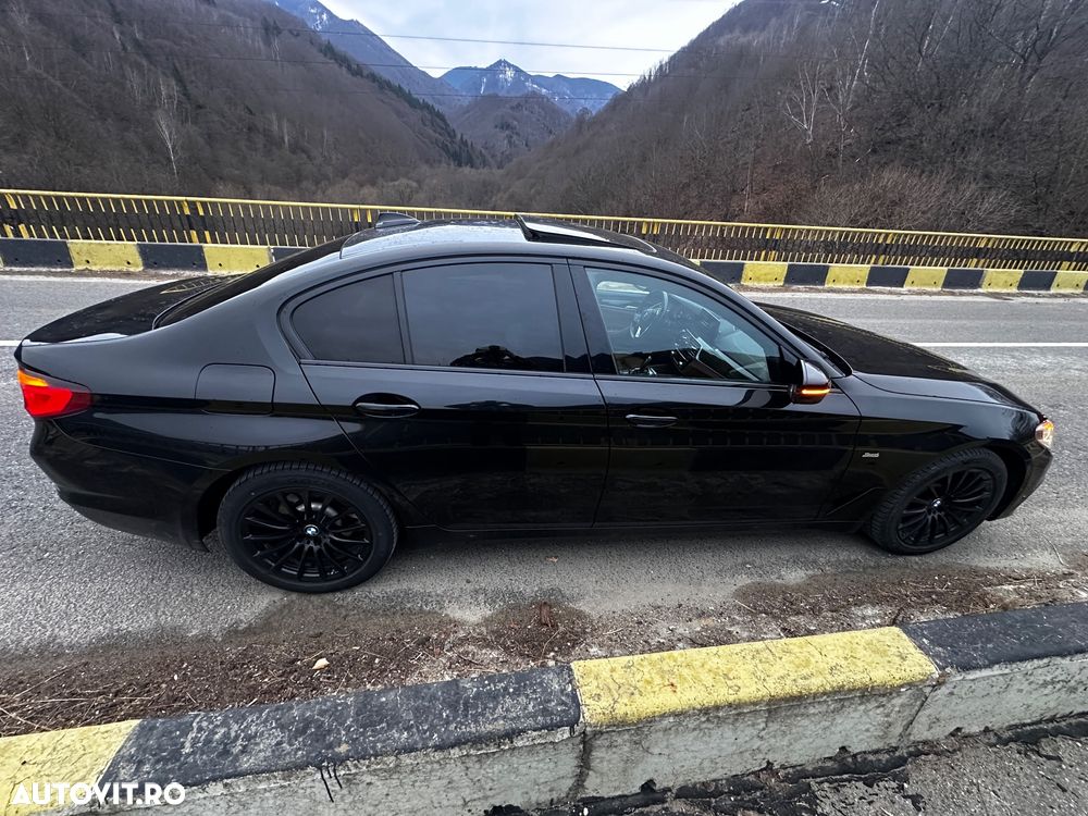 BMW Seria 5 520d Aut. Sport Line - 5