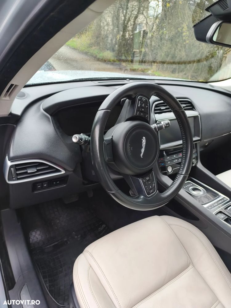 Jaguar F-Pace 20d Aut. Prestige - 5