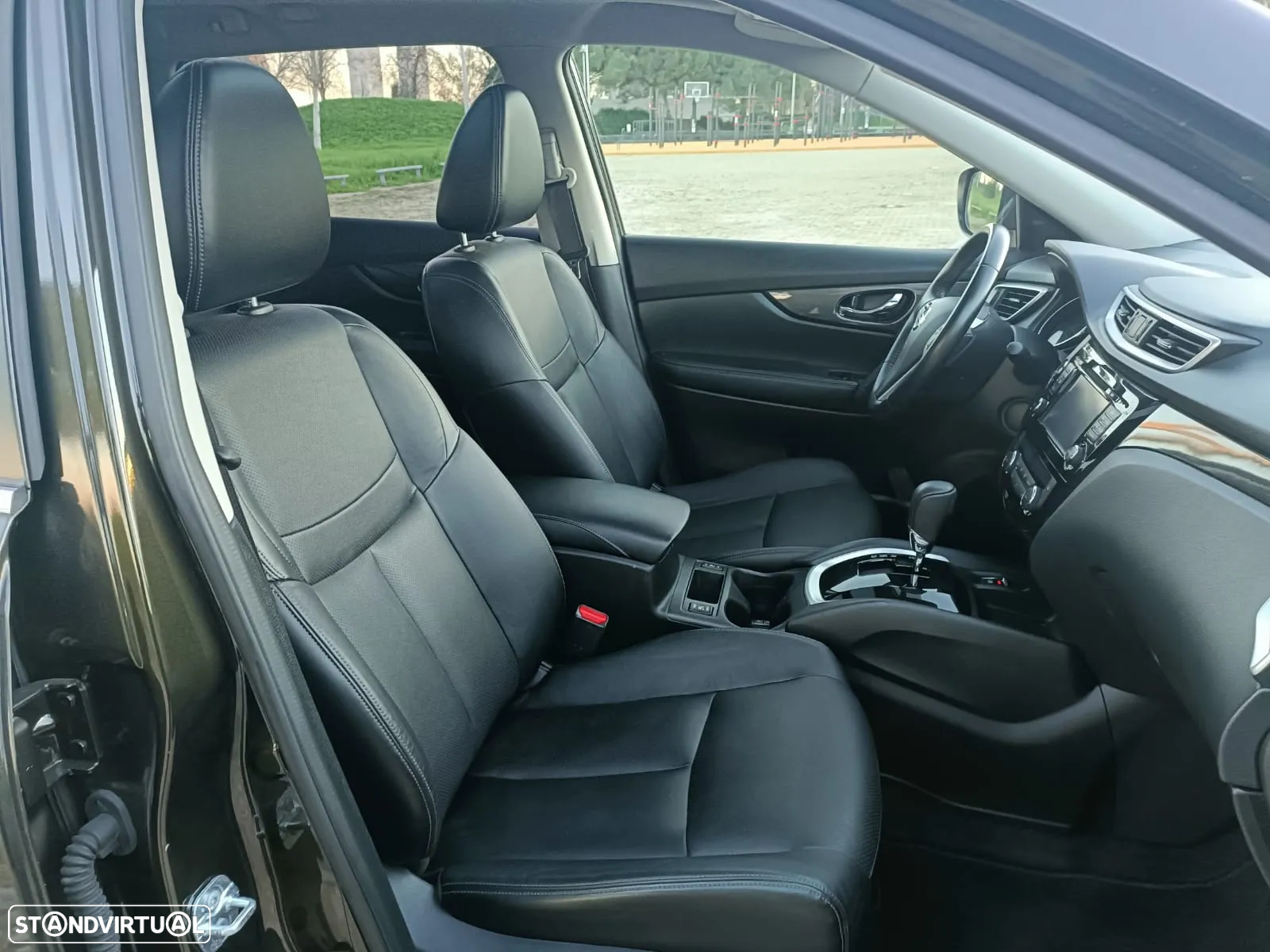 Nissan X-Trail 1.6 dCi 360 Xtronic - 19