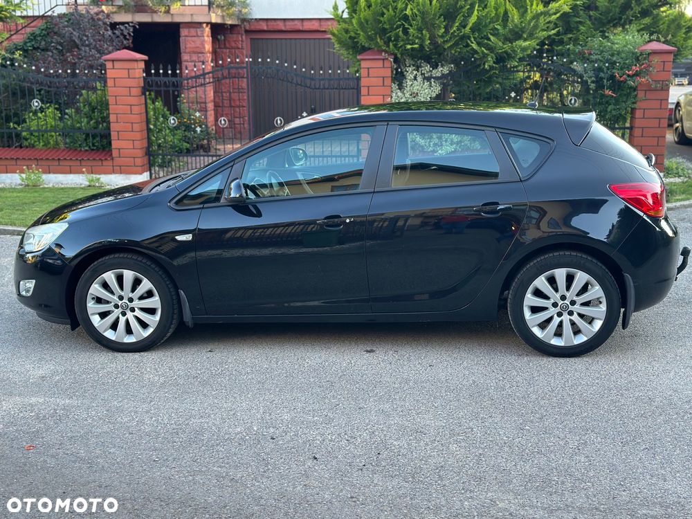 Opel Astra 1.6 Cosmo - 3