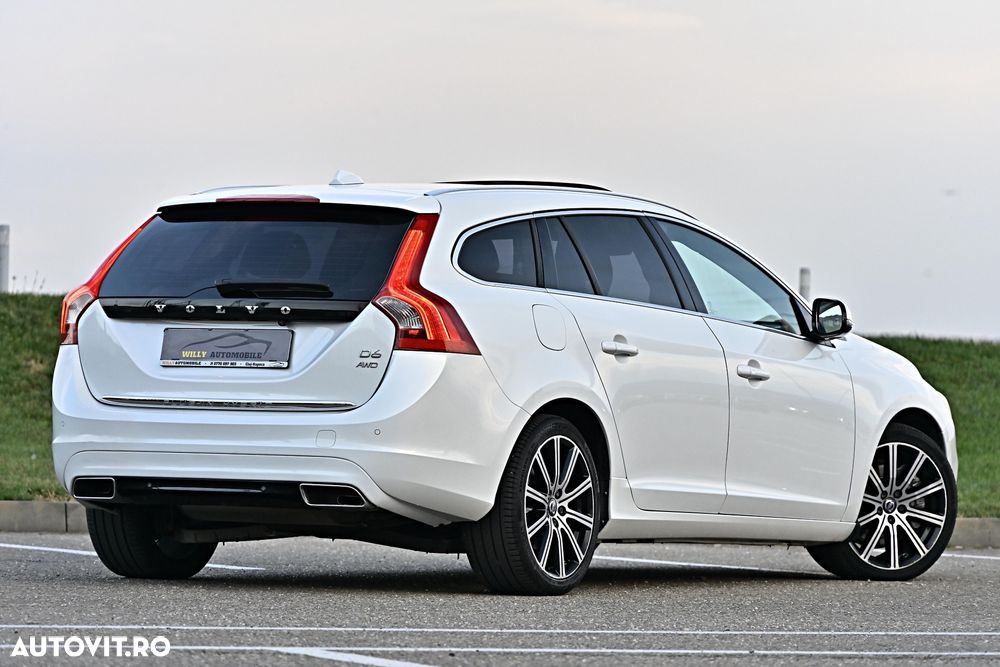 Volvo V60 D6 Plug-In-Hybrid AWD Geartronic Summum - 5