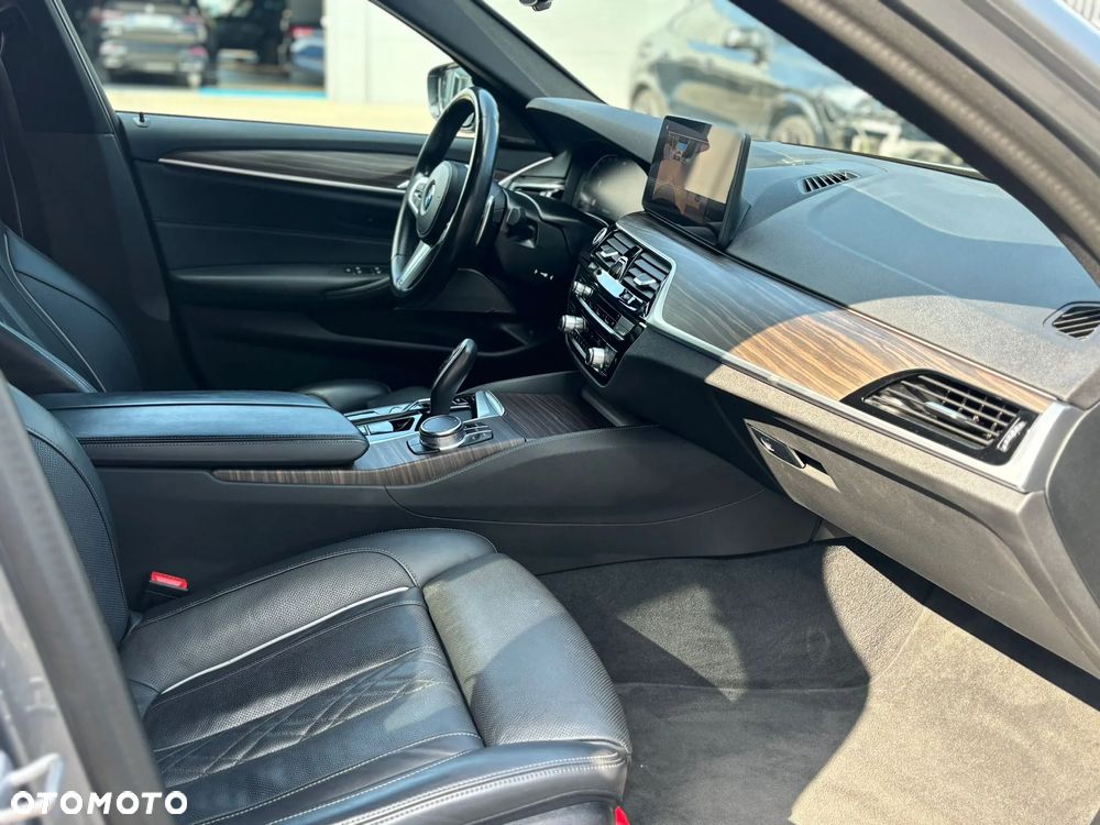 BMW Seria 5 - 12