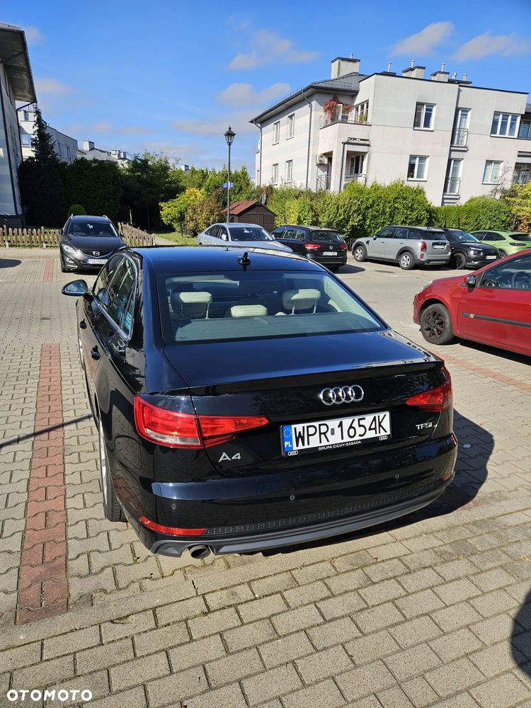 Audi A4 Limousine - 5