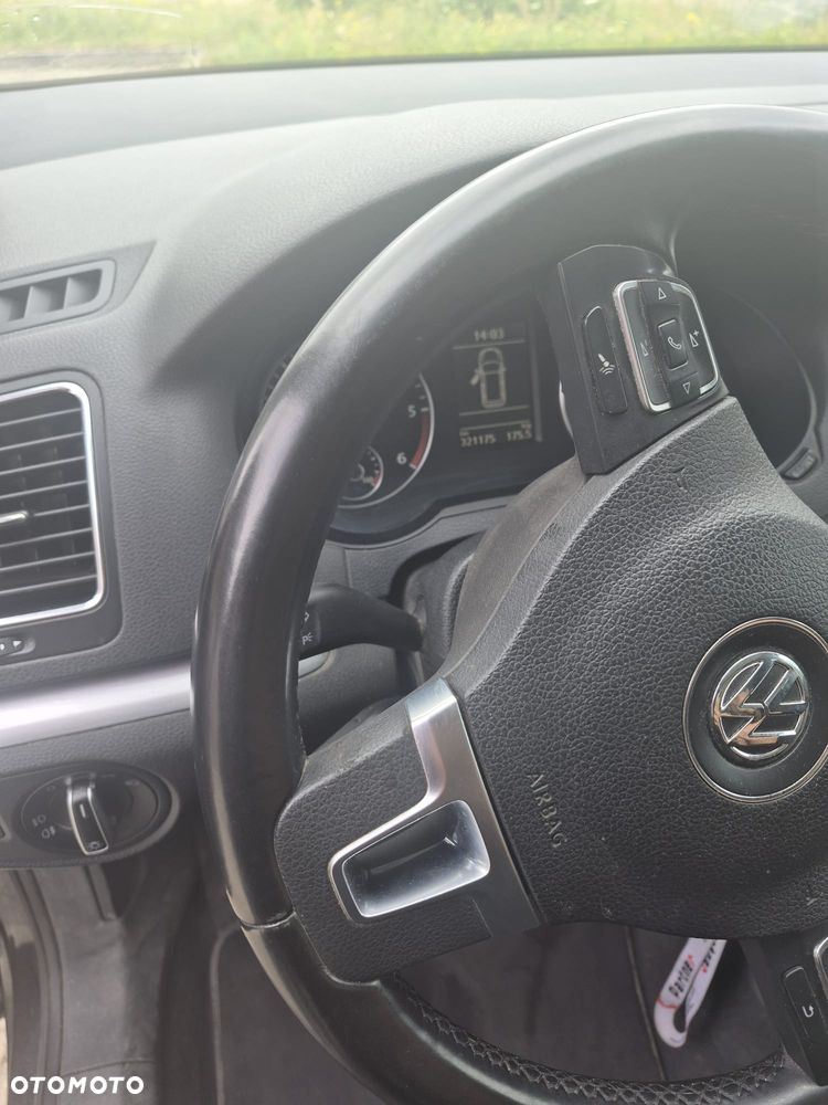 Volkswagen Sharan - 9