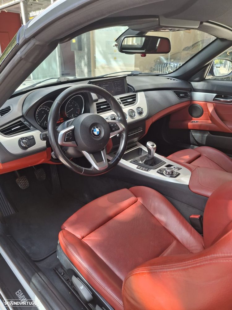 BMW Z4 23 i - 4