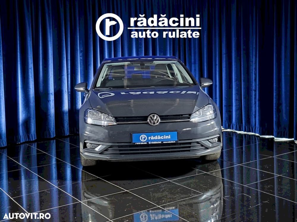 Volkswagen Golf - 3