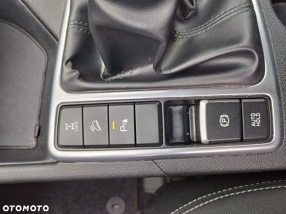 Kia Sportage 1.6 T-GDI AWD VISION - 33