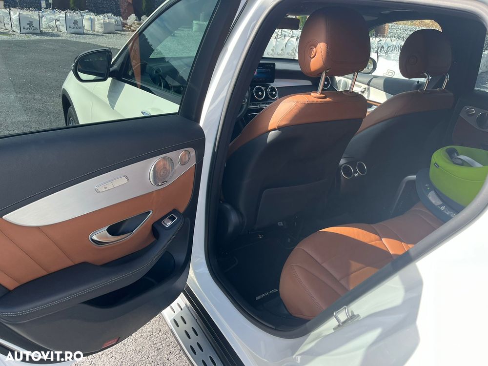 Mercedes-Benz GLC - 12