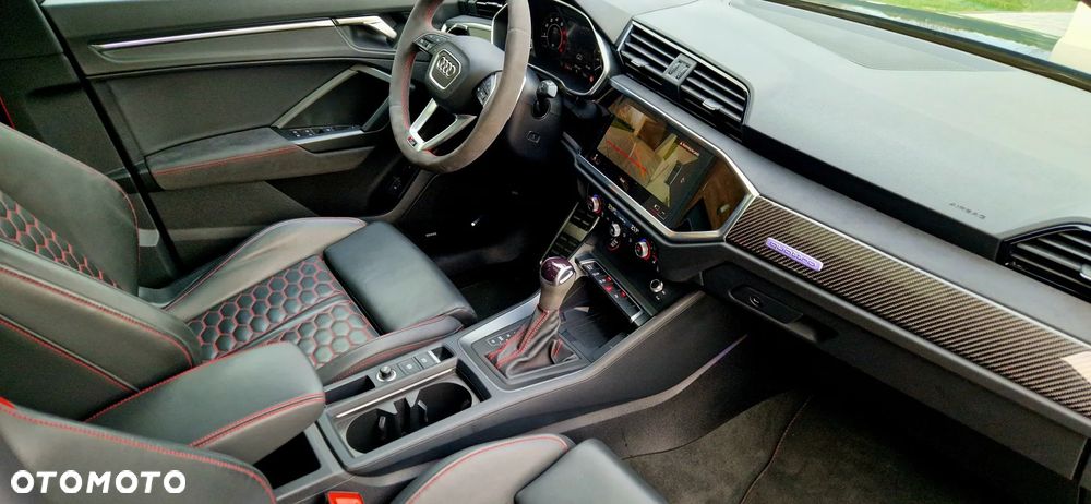 Audi RS Q3 Sportback - 17
