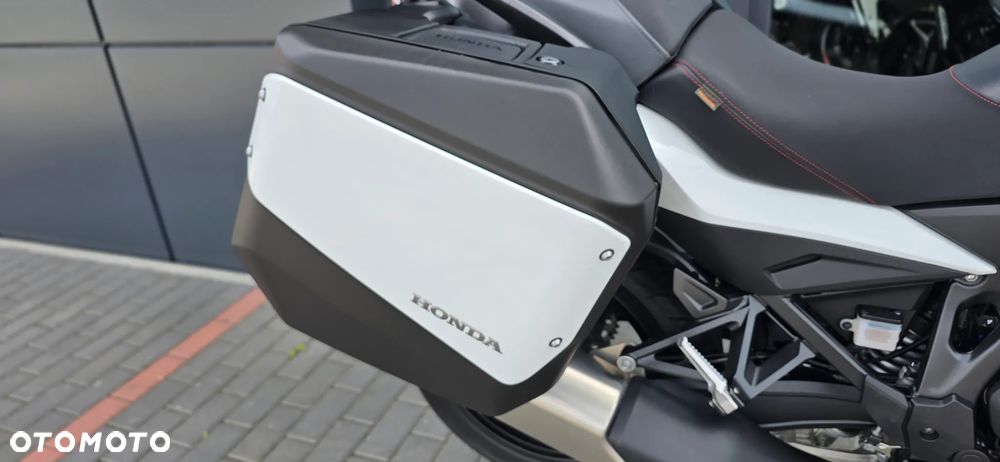 Honda NT - 17