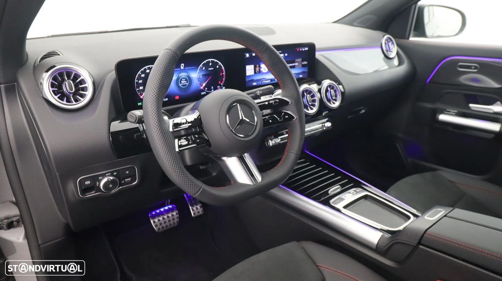 Mercedes-Benz GLA 180 d AMG Line - 26