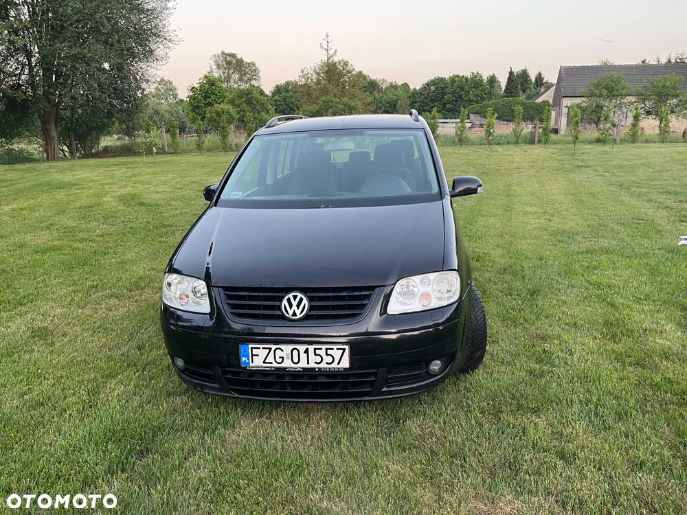 Volkswagen Touran - 2