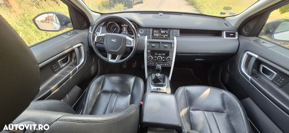 Land Rover Discovery Sport - 6