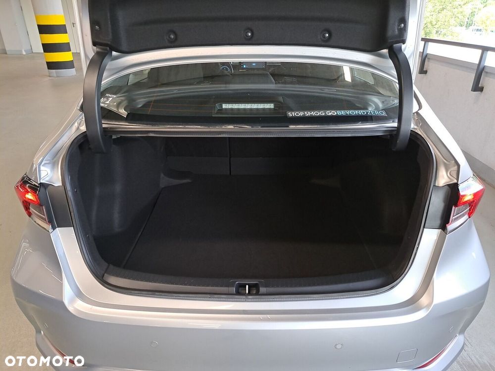 Toyota Corolla 1.8 Hybrid Comfort - 14
