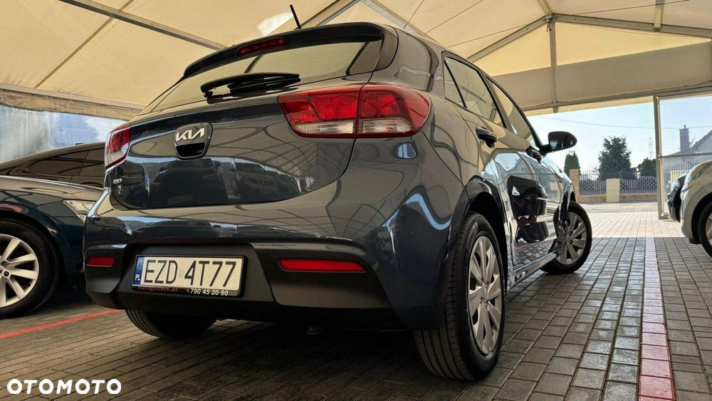Kia Rio - 20