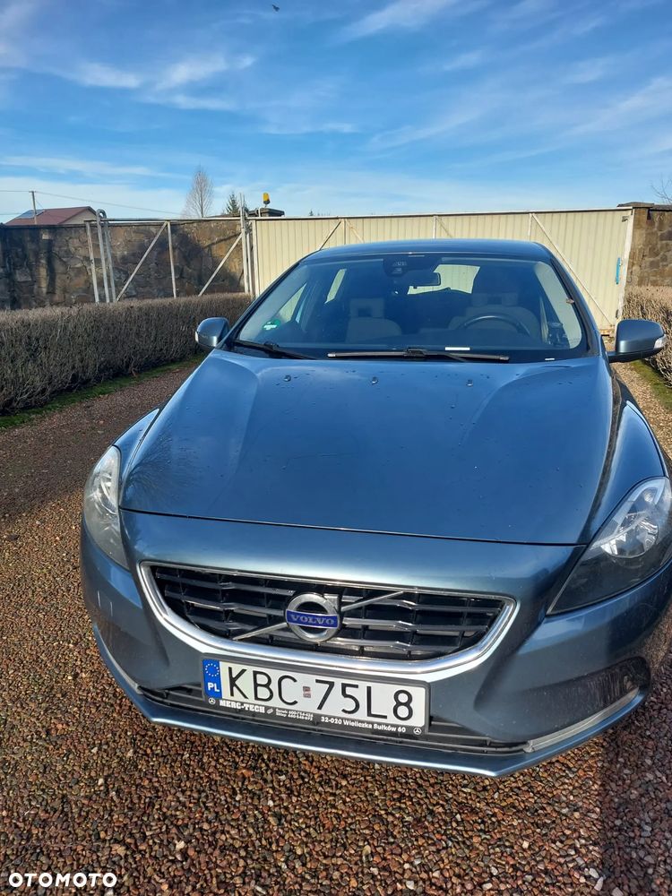 Volvo V40 D2 Base - 3