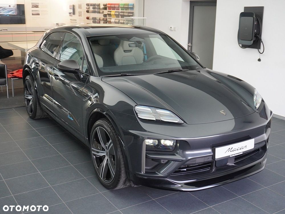 Porsche Macan - 8