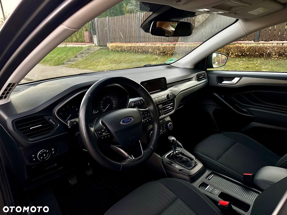 Ford Focus 1.0 EcoBoost Edition - 14