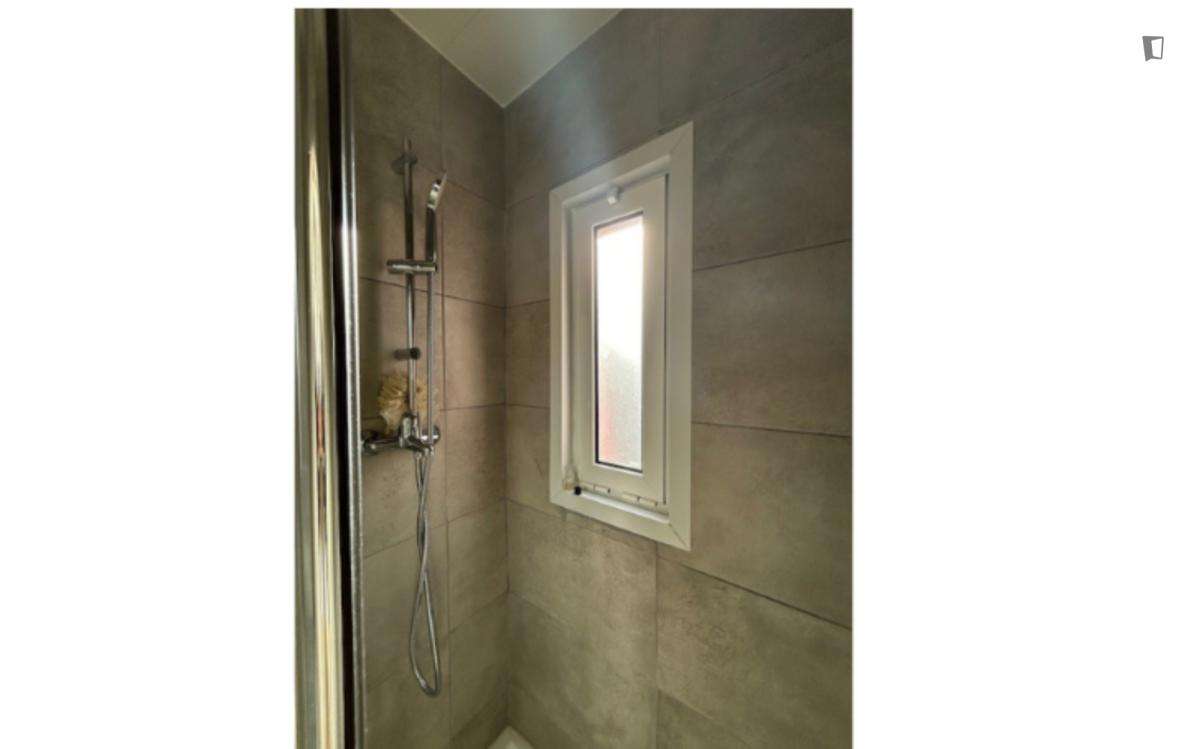 Quarto - localizado em Saldanha Lisbon - Grande imagem: 5/9