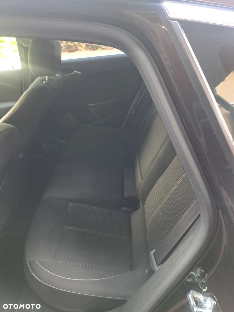 Opel Astra 1.4 T Enjoy - 9