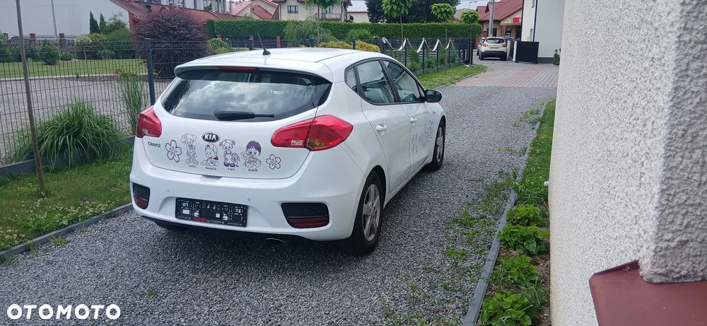Kia Ceed 1.4 CVVT Attract - 4