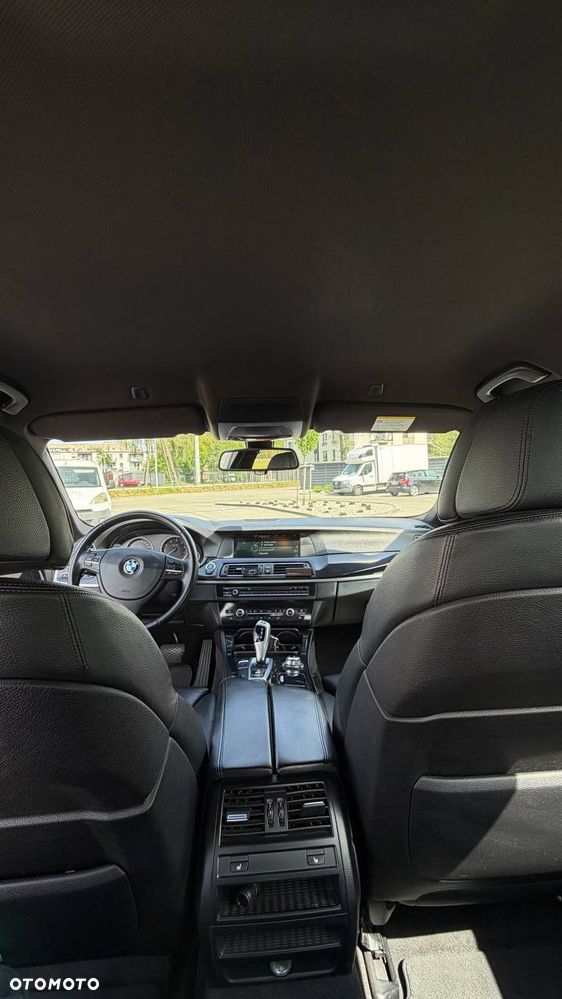 BMW Seria 5 520i - 9
