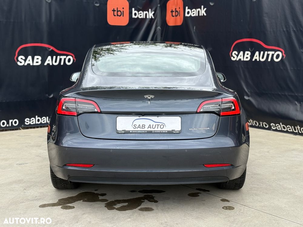 Tesla Model 3 Langstreckenbatterie Allradantrieb Dual Motor - 18