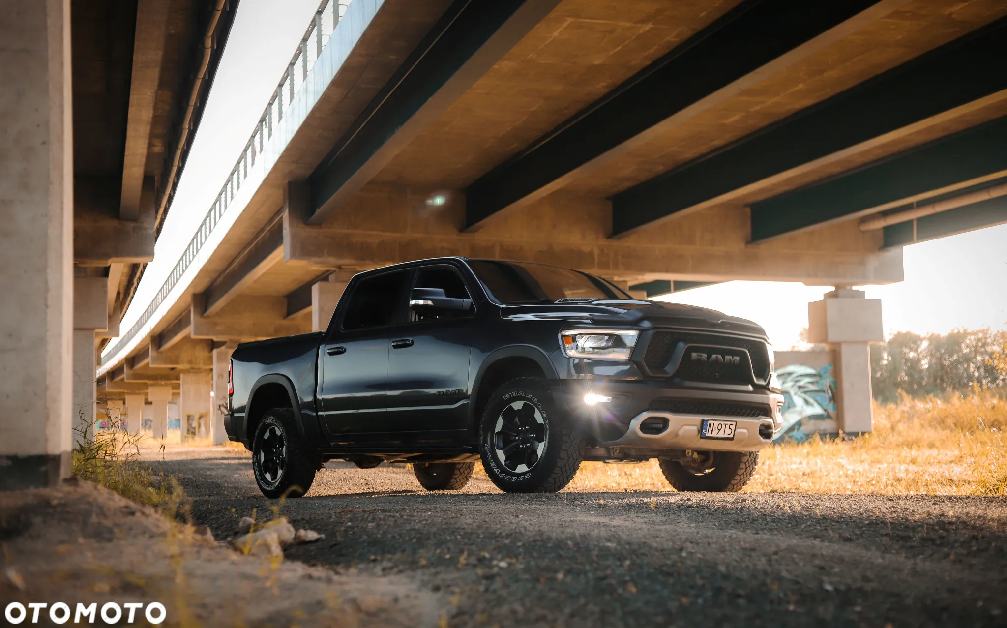 RAM 1500 5.7 Crew Cab Rebel - 4
