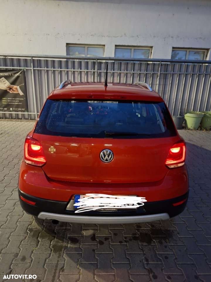 Volkswagen Polo 1.6 TDI CR DPF Highline - 8