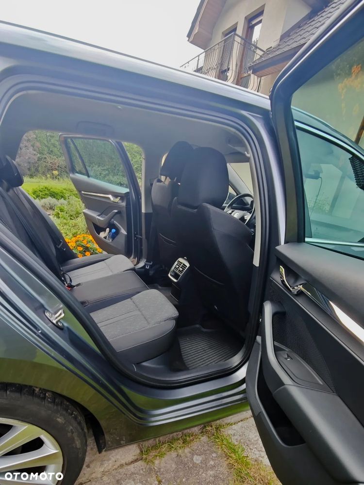 Skoda Octavia 1.5 TSI e-Tec Style DSG - 7