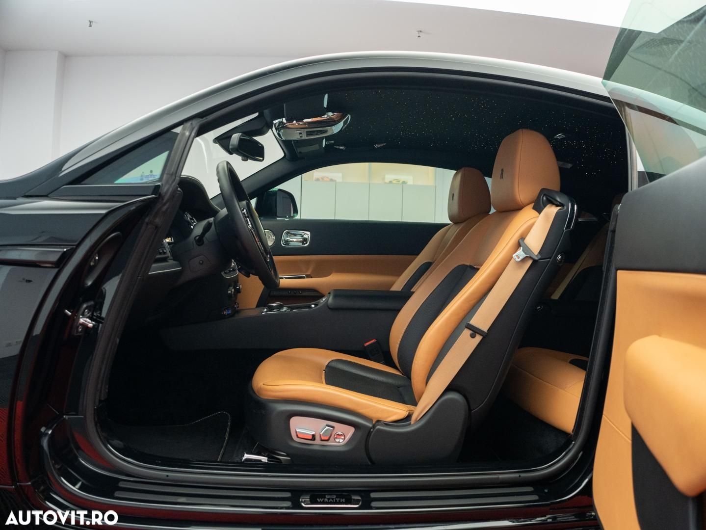 Rolls-Royce Wraith - 14