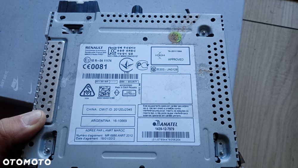 radio renault megane iii scenic iii 281159184r - 2