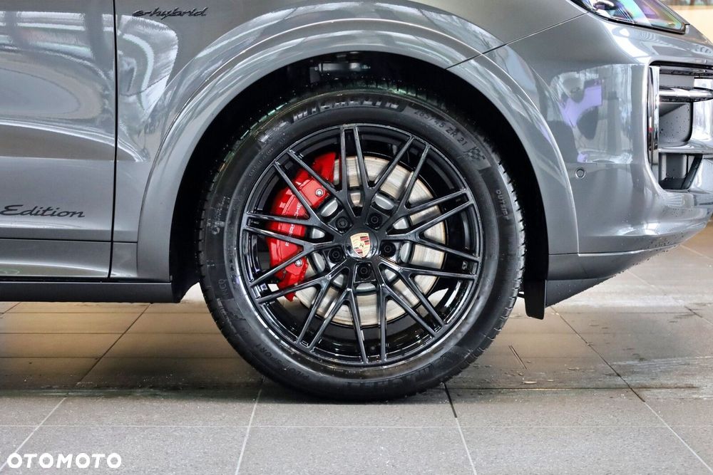 Porsche Cayenne - 15