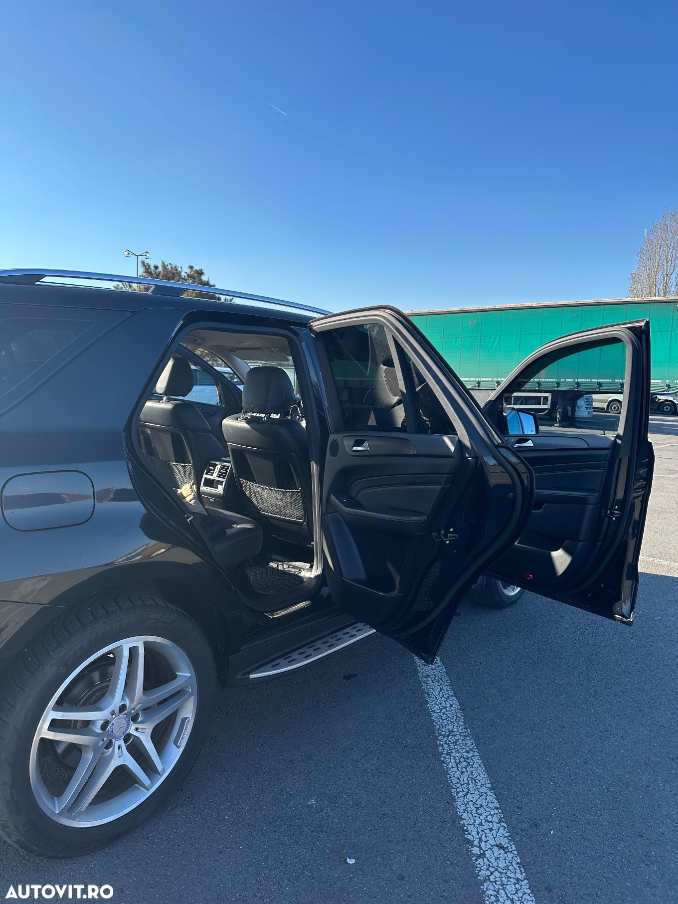 Mercedes-Benz ML 350 BlueTec 4MATIC Aut - 26