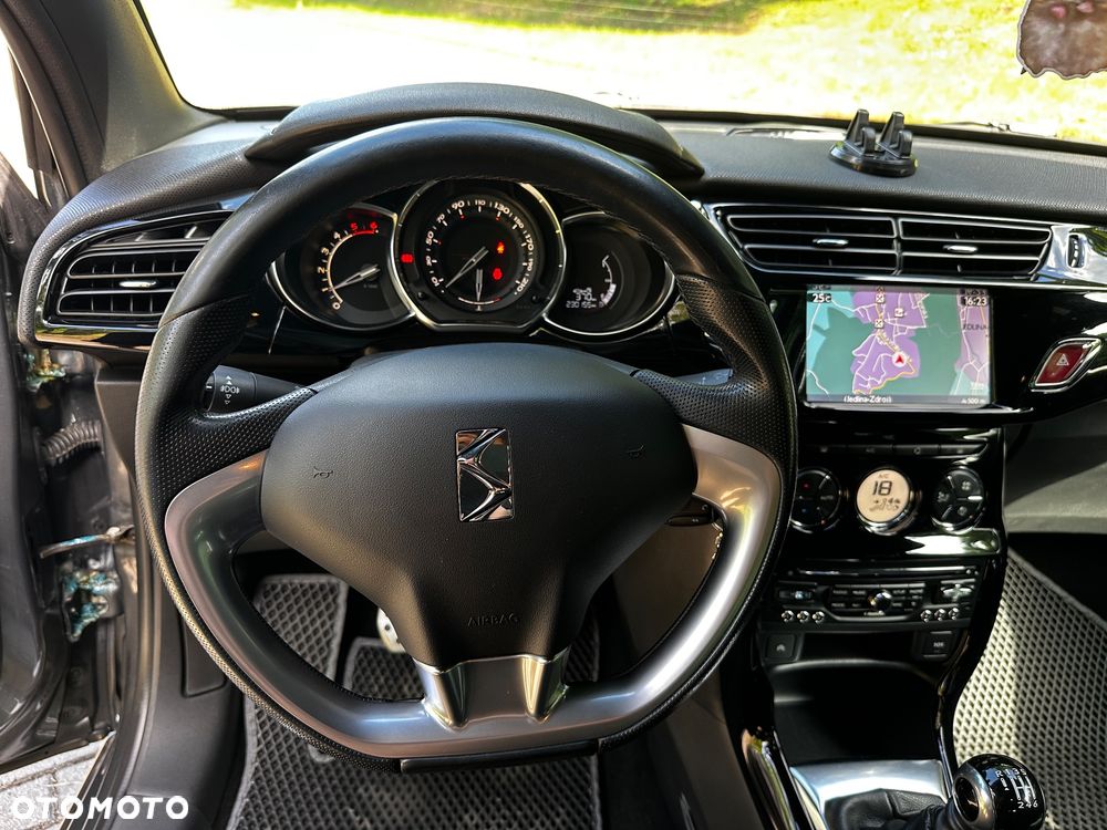 Citroën DS3 BlueHDi 120 SportChic - 13
