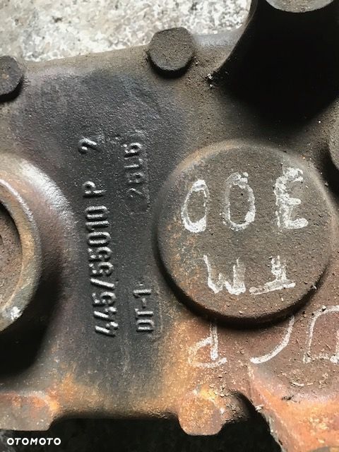 JCB TM 300 - [CZĘŚCI] Reduktor Przekładnia Skrzynia - 2