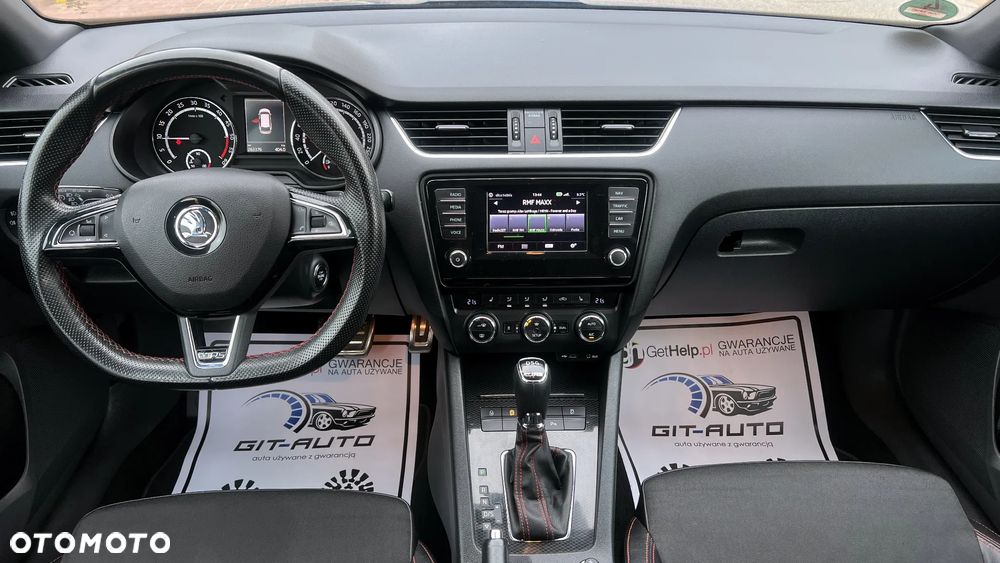 Skoda Octavia 2.0 TDI DSG RS - 20