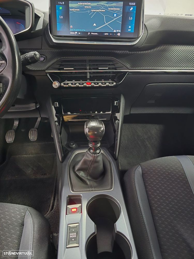 Peugeot 2008 1.2 PureTech Allure - 11